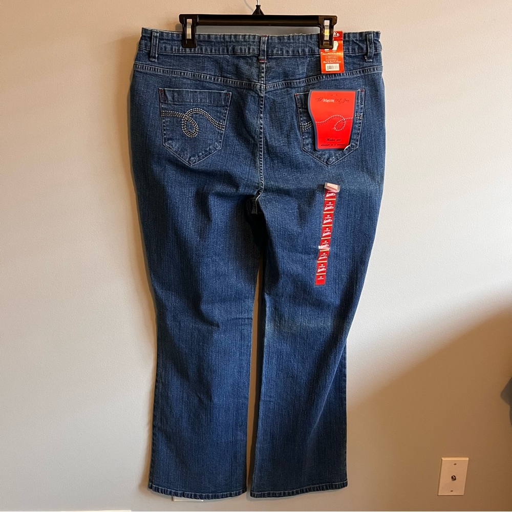 Smith's Dungarees Blue Jeans Boot Cut Stretch Med Wash High Rise Size 18 - Picture 10 of 11